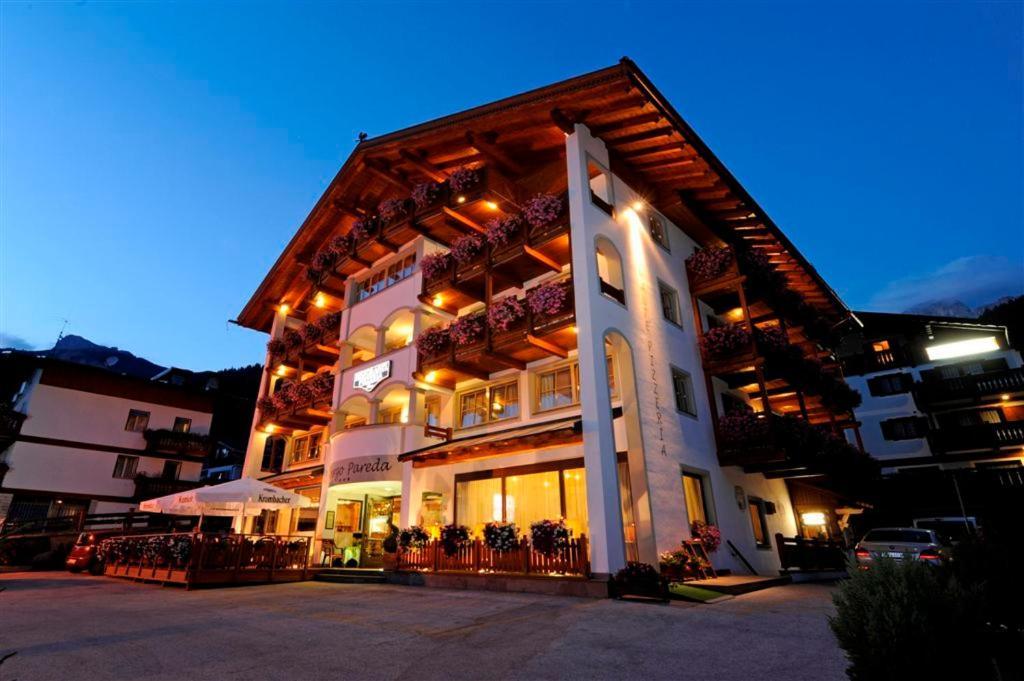 Hotel Pareda Canazei Exterior photo